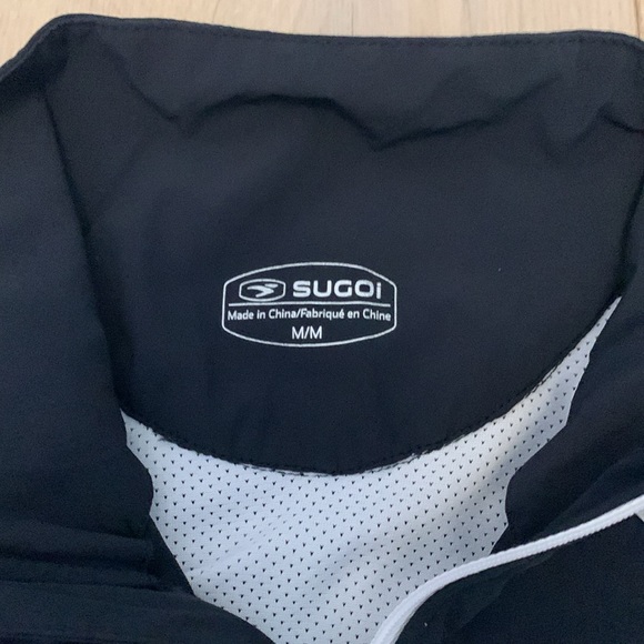 Sugoi Running Jacket - Picture 6 of 10